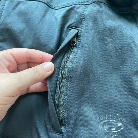 Point Zero | Zip-Up Jacket - Picture 6 of 6